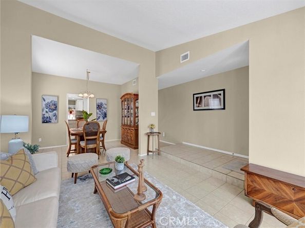 8623 Lurline Avenue, Winnetka (los Angeles) CA 91306