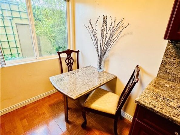 6225 Coldwater Canyon Avenue 117, North Hollywood (los Angeles) CA 91606