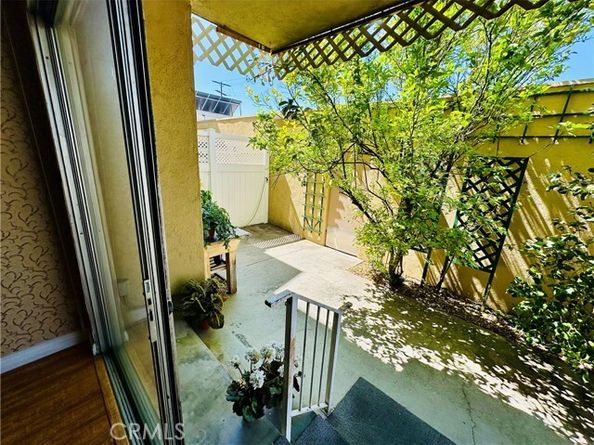 6225 Coldwater Canyon Avenue 117, North Hollywood (los Angeles) CA 91606