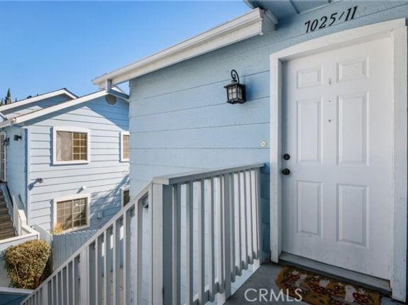 7025 Glade Avenue 11, Canoga Park (los Angeles) CA 91303