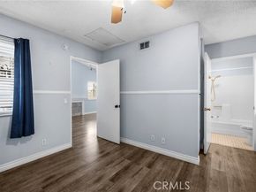 7025 Glade Avenue 11, Canoga Park (los Angeles) CA 91303