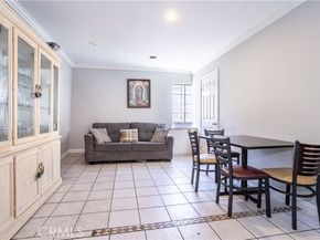 11044 Borden Avenue, Pacoima (los Angeles) CA 91331