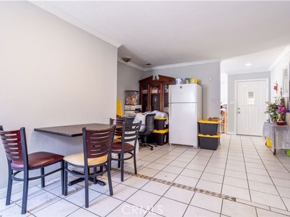 11044 Borden Avenue, Pacoima (los Angeles) CA 91331