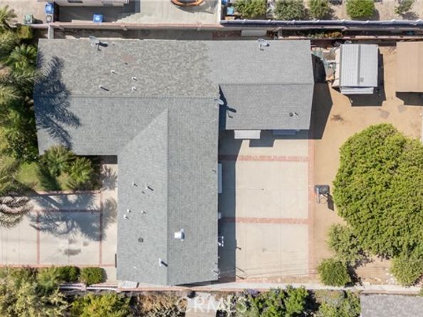 11044 Borden Avenue, Pacoima (los Angeles) CA 91331