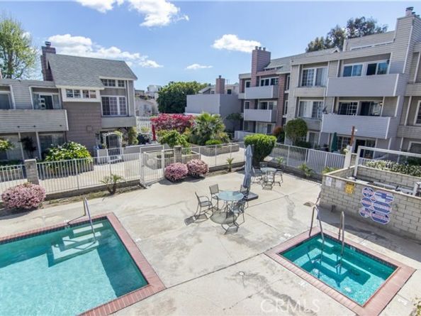 20235 Keswick Street 102, Winnetka (los Angeles) CA 91306