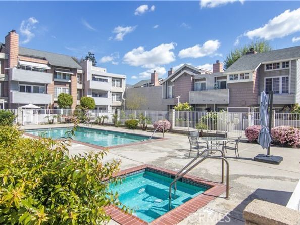 20235 Keswick Street 102, Winnetka (los Angeles) CA 91306