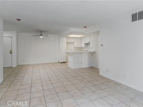 20235 Keswick Street 102, Winnetka (los Angeles) CA 91306