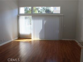 5700 Etiwanda Avenue 216, Tarzana (los Angeles) CA 91356