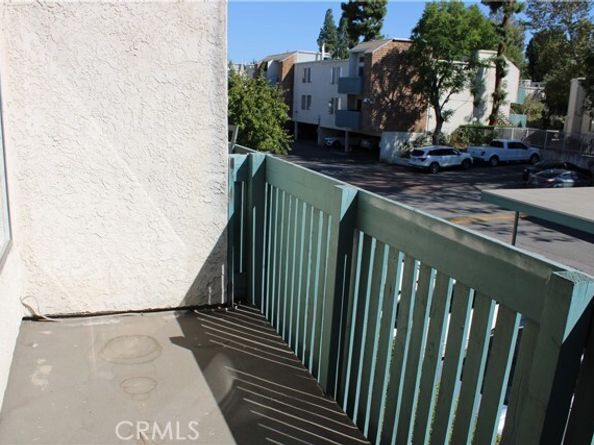 5700 Etiwanda Avenue 216, Tarzana (los Angeles) CA 91356