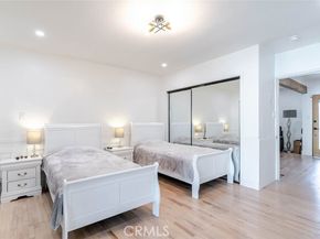 7459 Sylmar Avenue, Van Nuys (los Angeles) CA 91405