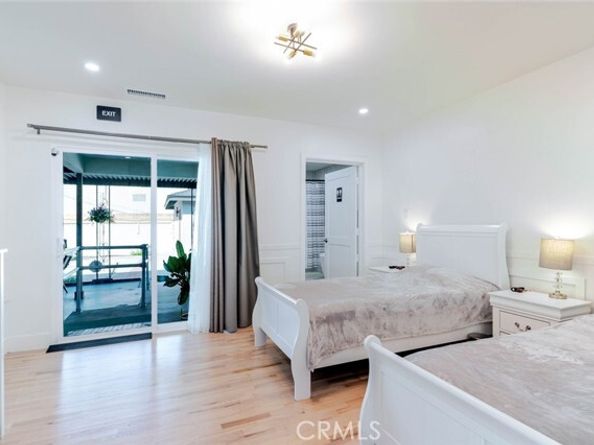 7459 Sylmar Avenue, Van Nuys (los Angeles) CA 91405