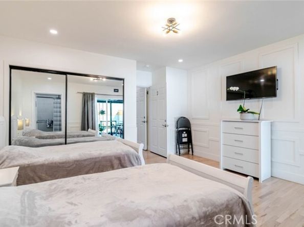 7459 Sylmar Avenue, Van Nuys (los Angeles) CA 91405