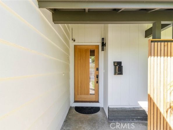 7459 Sylmar Avenue, Van Nuys (los Angeles) CA 91405