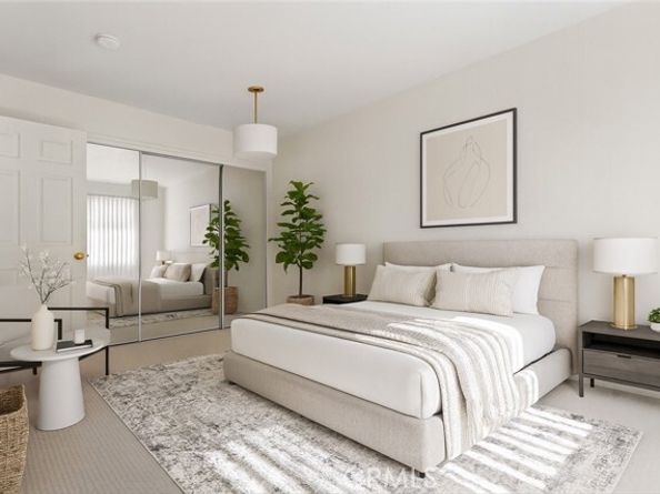 7230 Kelvin Avenue 6, Winnetka (los Angeles) CA 91306