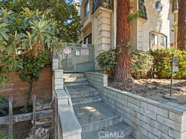 7230 Kelvin Avenue 6, Winnetka (los Angeles) CA 91306