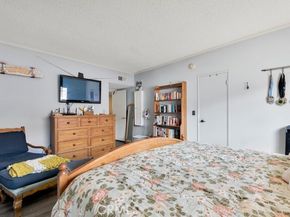 10030 Owensmouth Avenue 66, Chatsworth (los Angeles) CA 91311