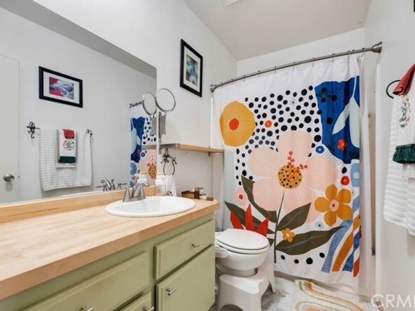 10030 Owensmouth Avenue 66, Chatsworth (los Angeles) CA 91311