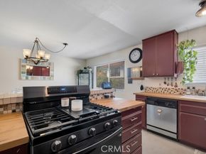 10030 Owensmouth Avenue 66, Chatsworth (los Angeles) CA 91311