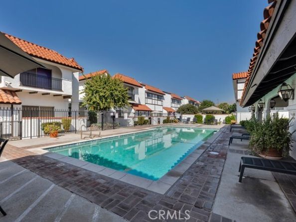10030 Owensmouth Avenue 66, Chatsworth (los Angeles) CA 91311