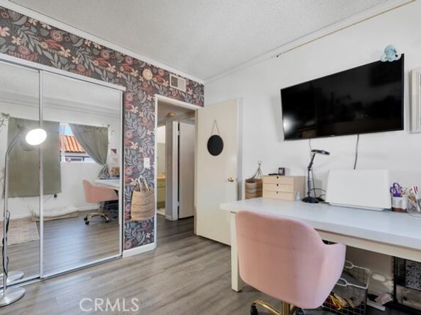 10030 Owensmouth Avenue 66, Chatsworth (los Angeles) CA 91311