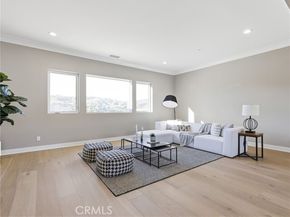 11913 Red Hawk Lane, Porter Ranch (los Angeles) CA 91326