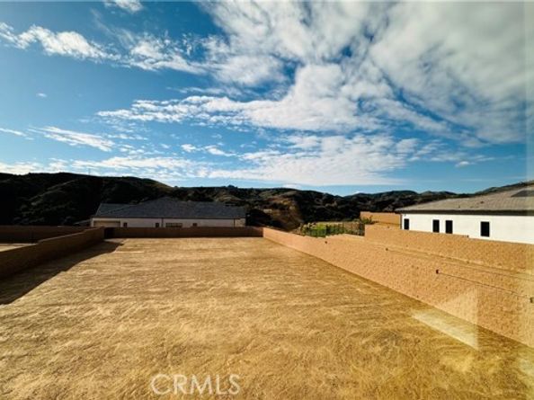 11913 Red Hawk Lane, Porter Ranch (los Angeles) CA 91326