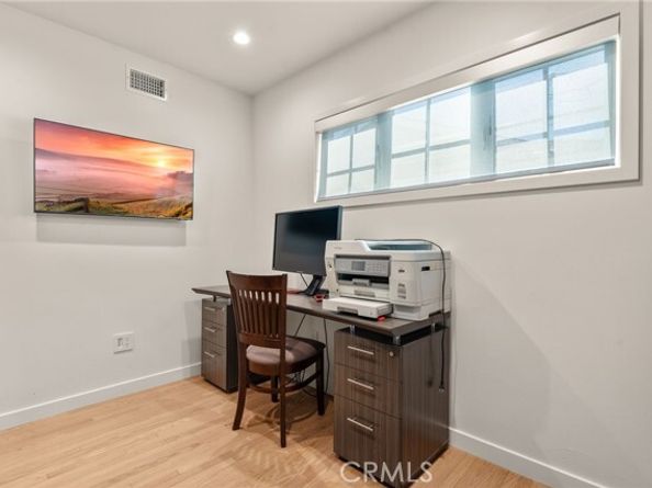 7741 Variel, Canoga Park (los Angeles) CA 91304