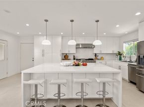 7741 Variel, Canoga Park (los Angeles) CA 91304