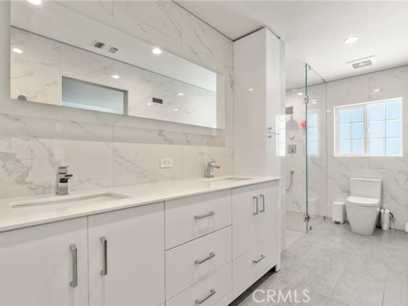 7741 Variel, Canoga Park (los Angeles) CA 91304