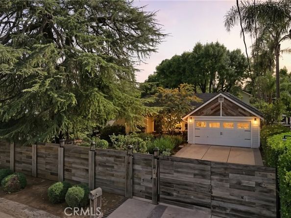 23110 Canzonet St, Woodland Hills (los Angeles) CA 91367