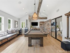 23110 Canzonet St, Woodland Hills (los Angeles) CA 91367