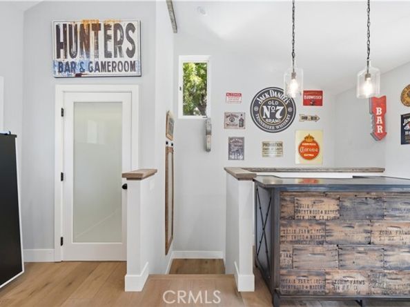 23110 Canzonet St, Woodland Hills (los Angeles) CA 91367