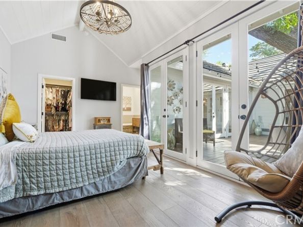 23110 Canzonet St, Woodland Hills (los Angeles) CA 91367