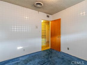 6539 Ventura Canyon Avenue, Van Nuys (los Angeles) CA 91401