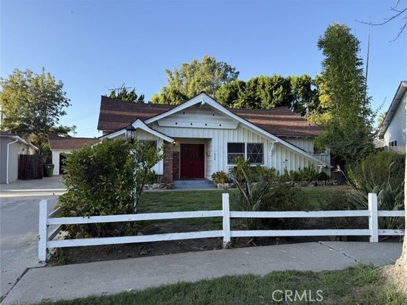 6539 Ventura Canyon Avenue, Van Nuys (los Angeles) CA 91401