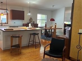 171 Comanche, Topanga (los Angeles) CA 90290