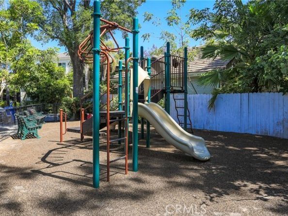 171 Comanche, Topanga (los Angeles) CA 90290