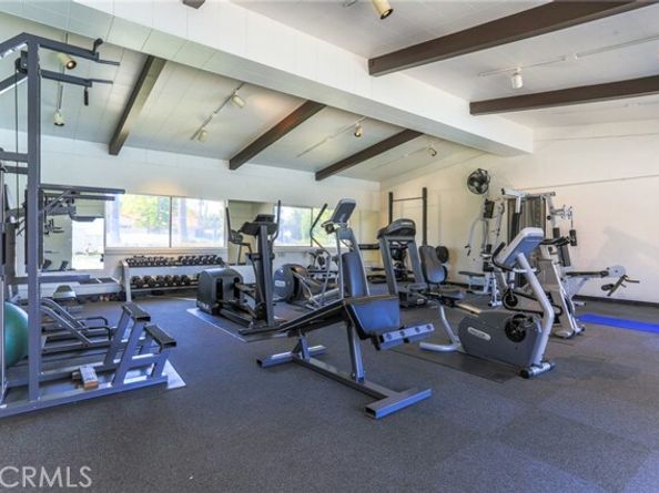 171 Comanche, Topanga (los Angeles) CA 90290