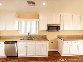 22532 Saticoy, West Hills (los Angeles) CA 91307