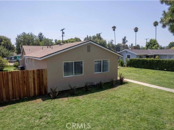 22532 Saticoy, West Hills (los Angeles) CA 91307