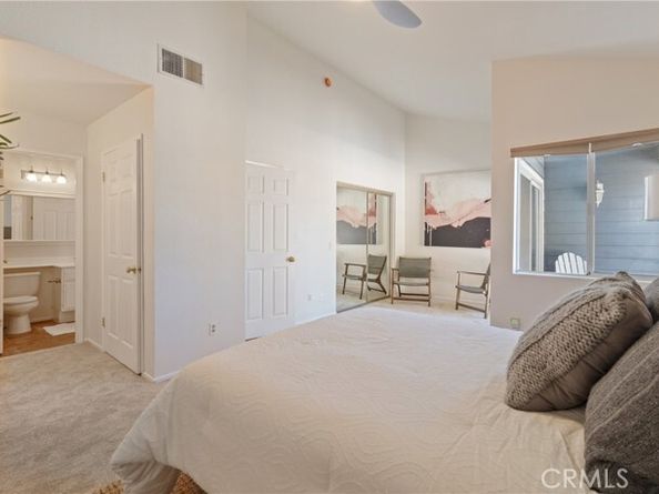 15735 Nordhoff 17, North Hills (los Angeles) CA 91343