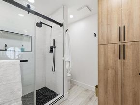 6871 Valley Circle Boulevard 2, West Hills (los Angeles) CA 91307