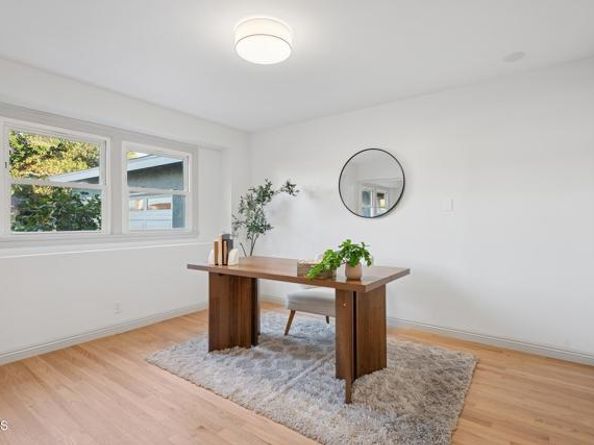 6043 Mary Ellen Avenue, Los Angeles CA 91401