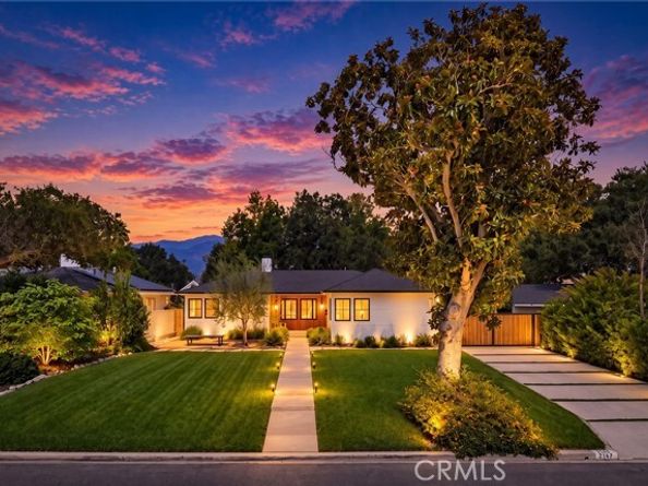 2147 E Woodlyn, Pasadena CA 91104