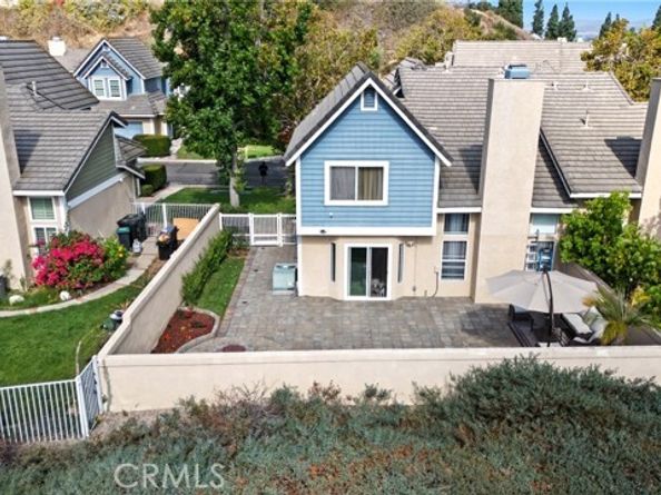 6070 E Summit, Anaheim CA 92807
