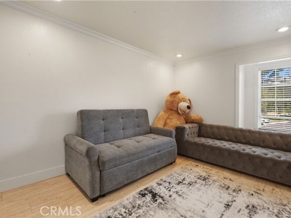 6070 E Summit, Anaheim CA 92807
