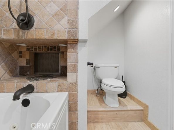 6070 E Summit, Anaheim CA 92807