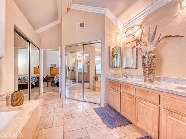 35 Lexington Way, Laguna Hills CA 92679