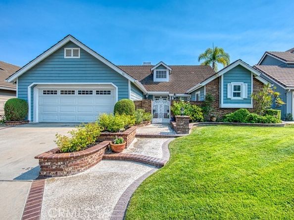 35 Lexington Way, Laguna Hills CA 92679