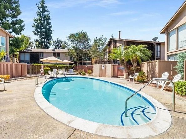 1062 Cabrillo Park Drive B, Santa Ana CA 92701